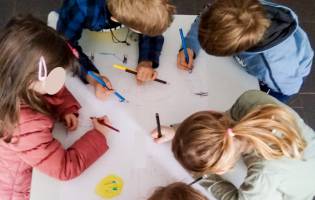 Entlastendes Angebot für Scheidungskinder Für Kinder aus Trennungs- und Scheidungsfamilien gibt es beim Sozialdienst katholischer Frauen...