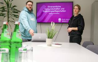 Ehrenamtliche Vormünder geben Kindern eine Stimme / SkF schult kostenlos Wenn Kinder und Jugendliche ohne verlässliche elterliche Sorge aufwachsen, brauchen sie...